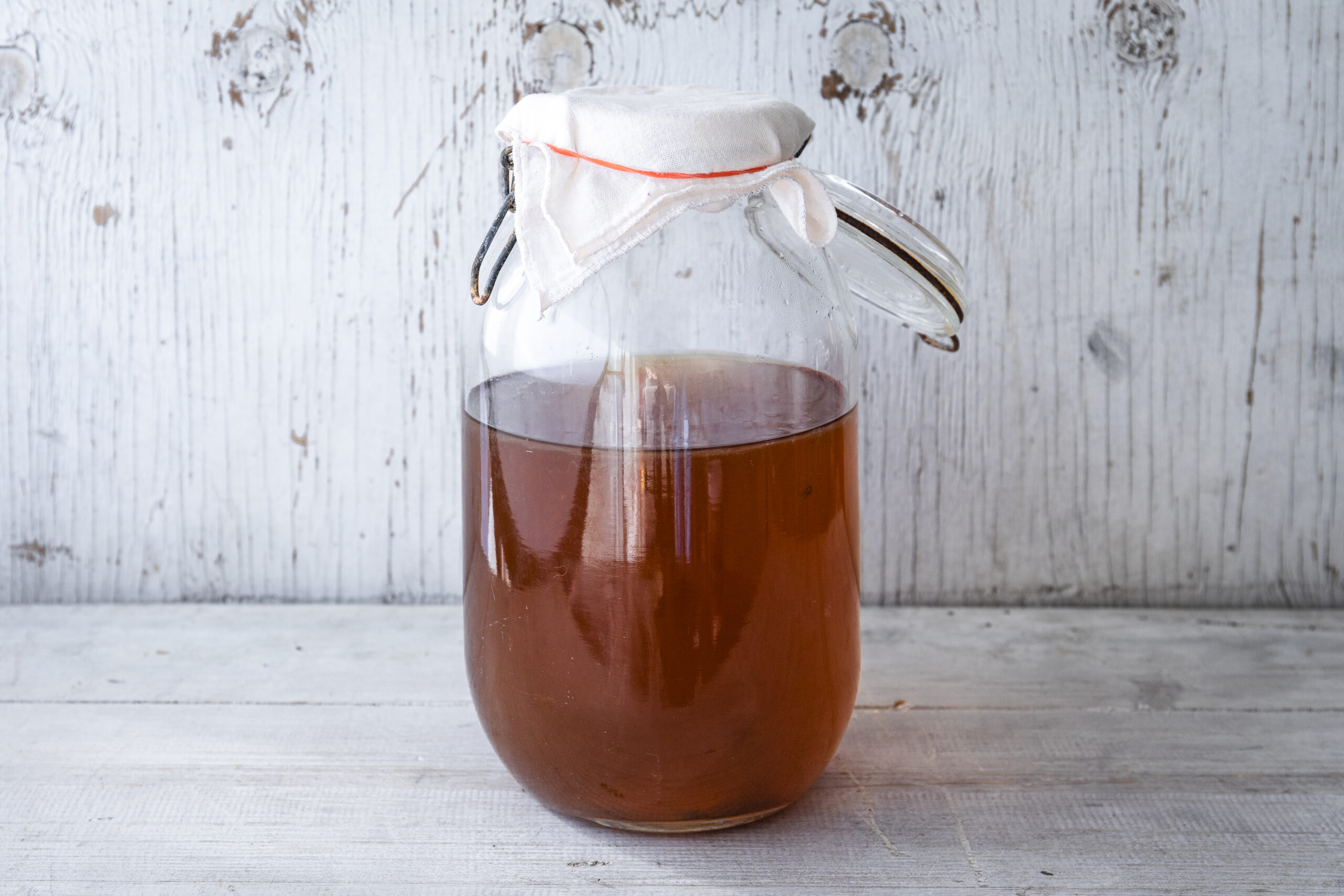 How to Brew Your Own Kombucha